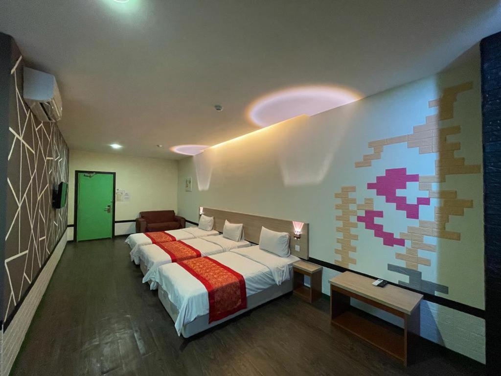 N&L Hotel クアラ・トレンガヌ エクステリア 写真